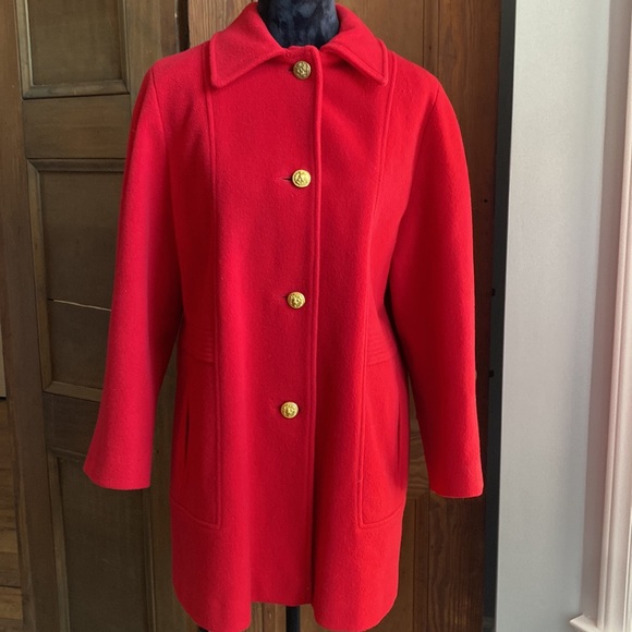 Vintage Herman Kay Red Wool Coat. 4 gold button front closure. Sz L. - Picture 2 of 10